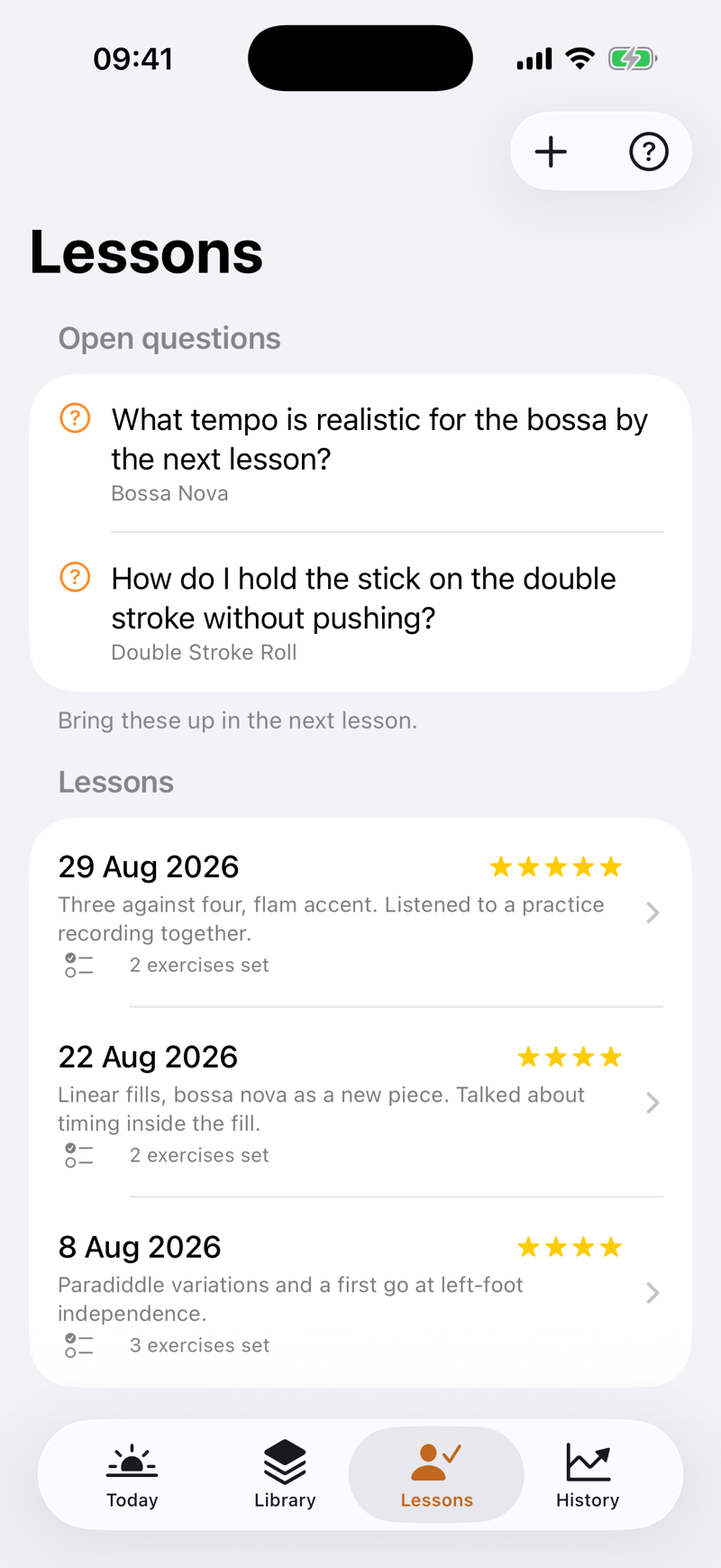 The lessons screen: two open questions for the teacher, and below them three lessons with date, rating, summary and the number of exercises set.