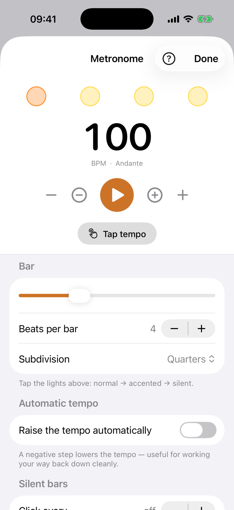 The metronome at 100 BPM with four beat lights, a start button, tap tempo, and settings for beats per bar, subdivision, automatic tempo and silent bars.
